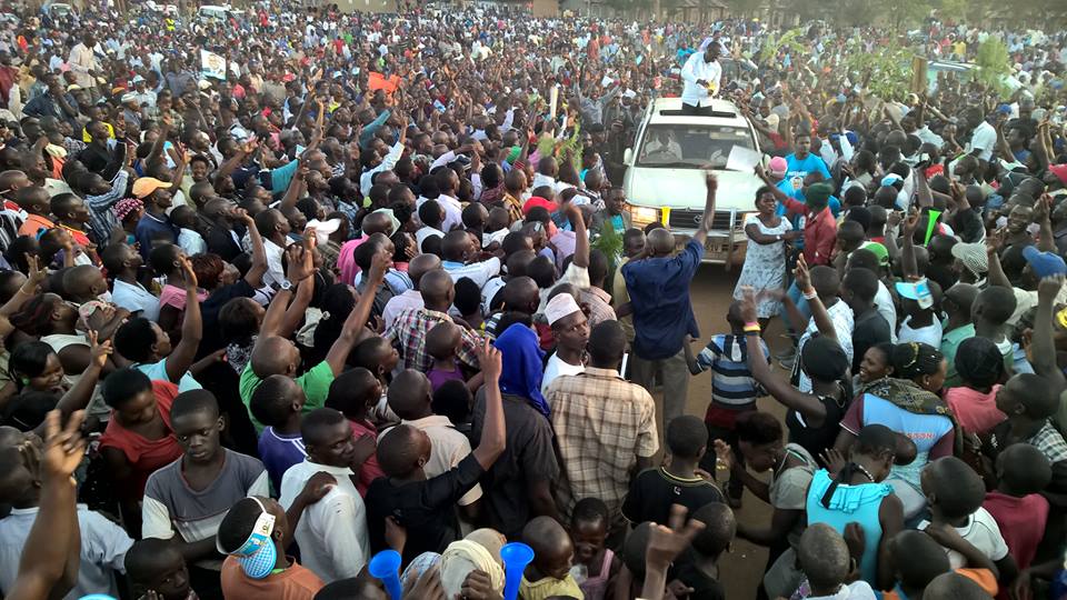 Candidate Besigye campaigning in Kyotera.